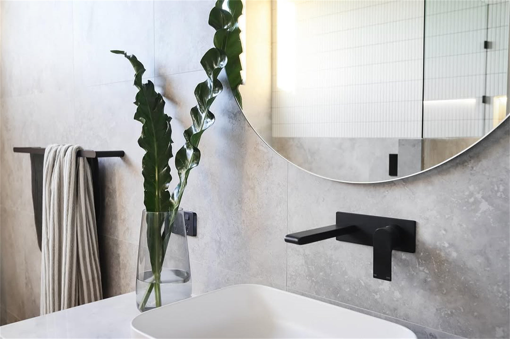 Nero Bianca Wall Basin/Bath Mixer 187/230 mm Matte Black